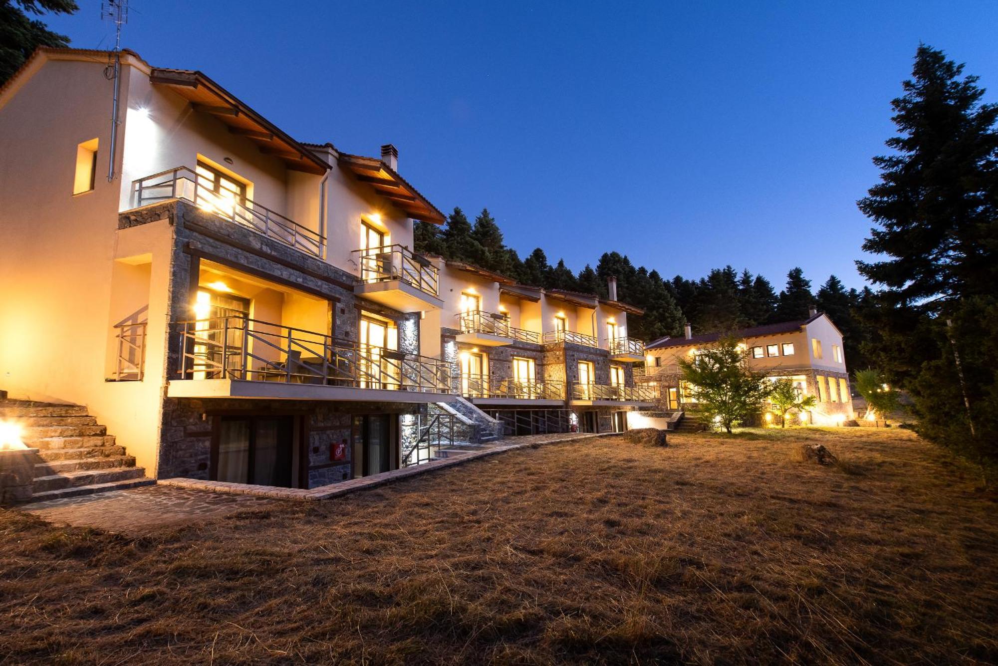 Natura Hotel Vitina Exteriér fotografie