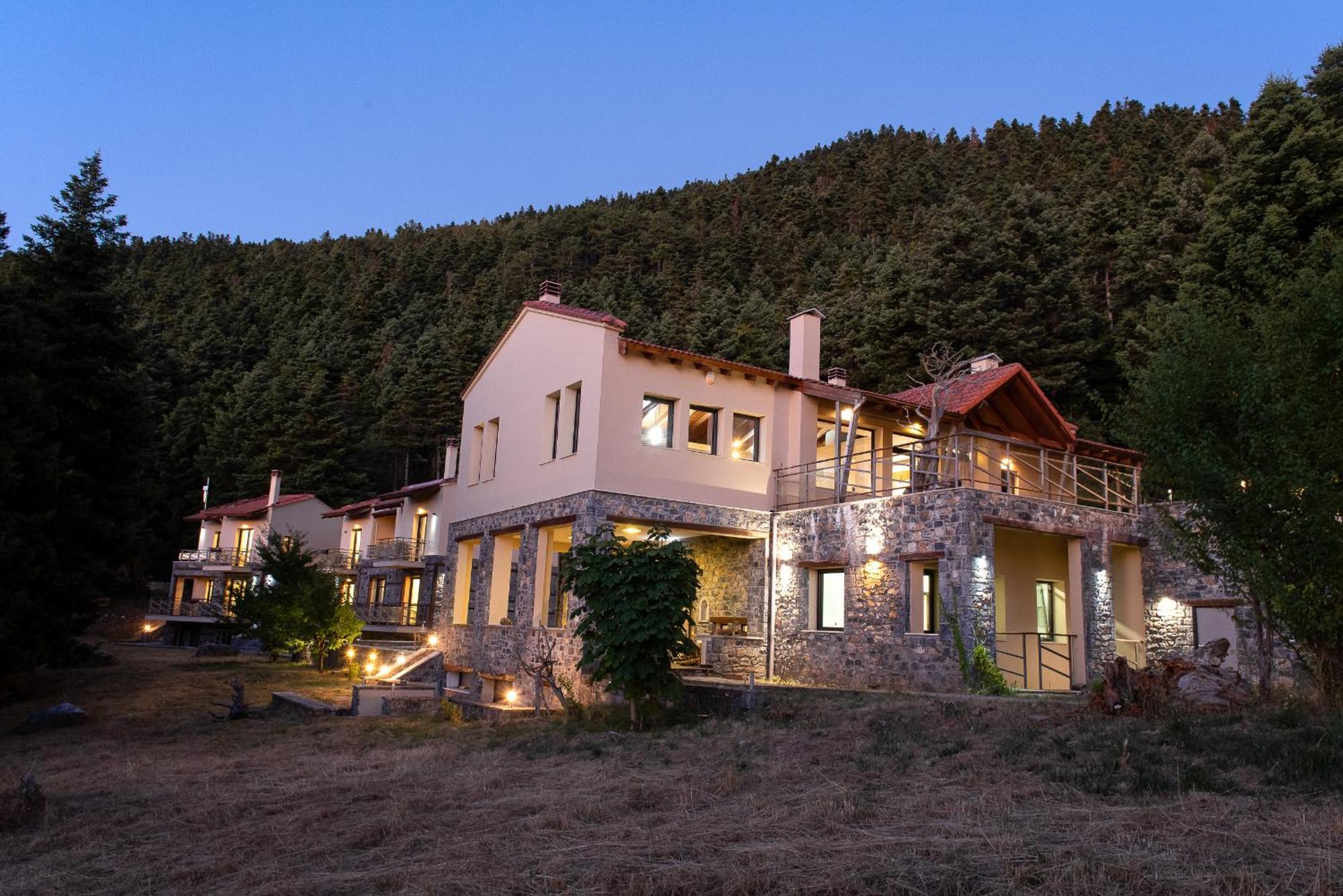 Natura Hotel Vitina Exteriér fotografie