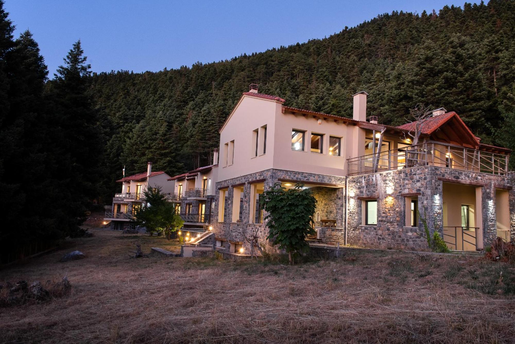 Natura Hotel Vitina Exteriér fotografie